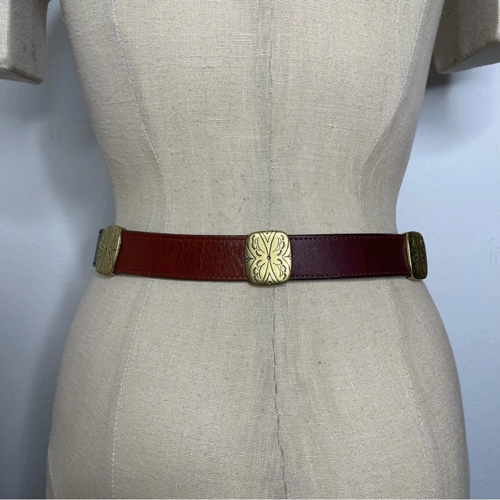 Vintage Brown Leather Belt with Brass Buckle - Picture 7 of 15